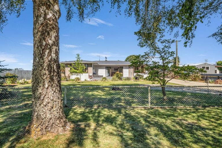 Photo of property in 89 High Street, Oxford, 7430