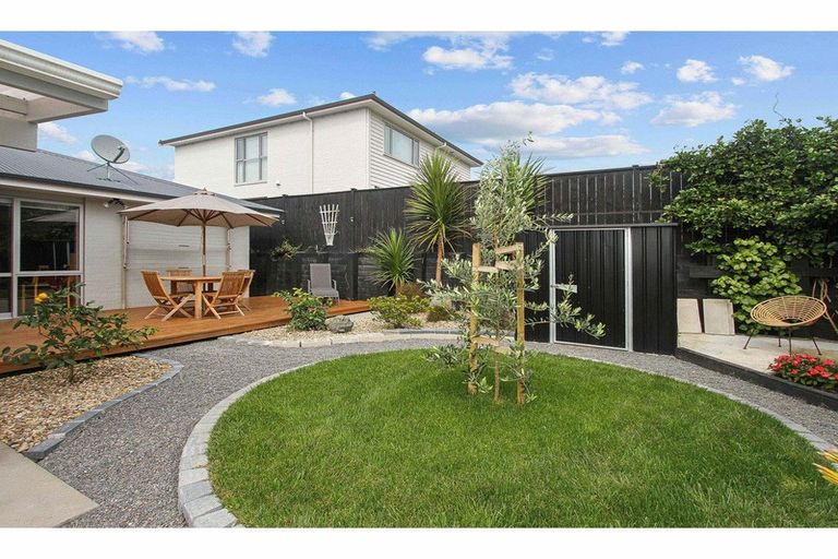 Photo of property in 30 Arthur Rolfe Lane, Swanson, Auckland, 0614