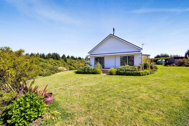 Photo of property in 172 Whakamara Road, Manutahi, Hawera, 4672