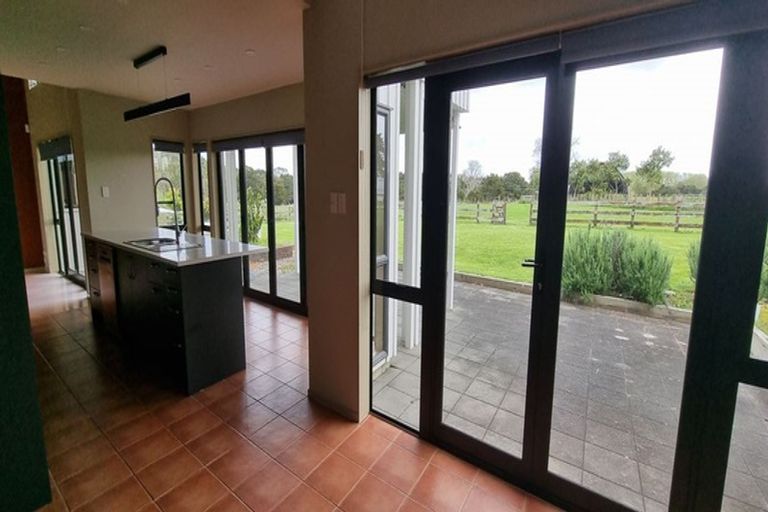 Photo of property in 256 Sutton Road, Drury, Papakura, 2584