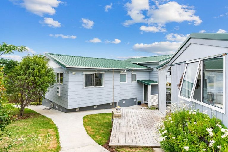 Photo of property in 7 Hebe Lane, Maungaturoto, 0520