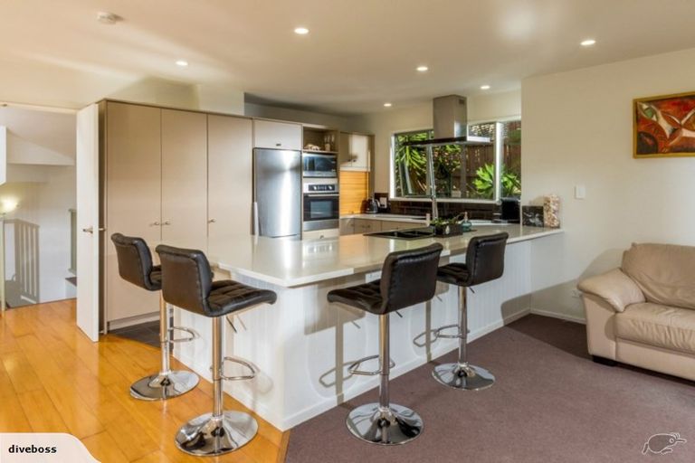 Photo of property in 7a Valley Road, Browns Bay, Auckland, 0630