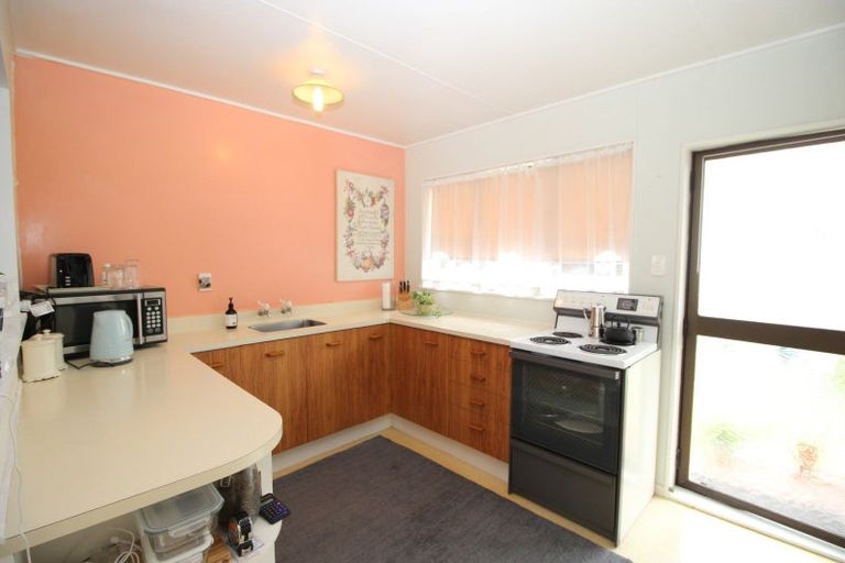 Photo of property in 28b Pollen Street, Woodville, 4920