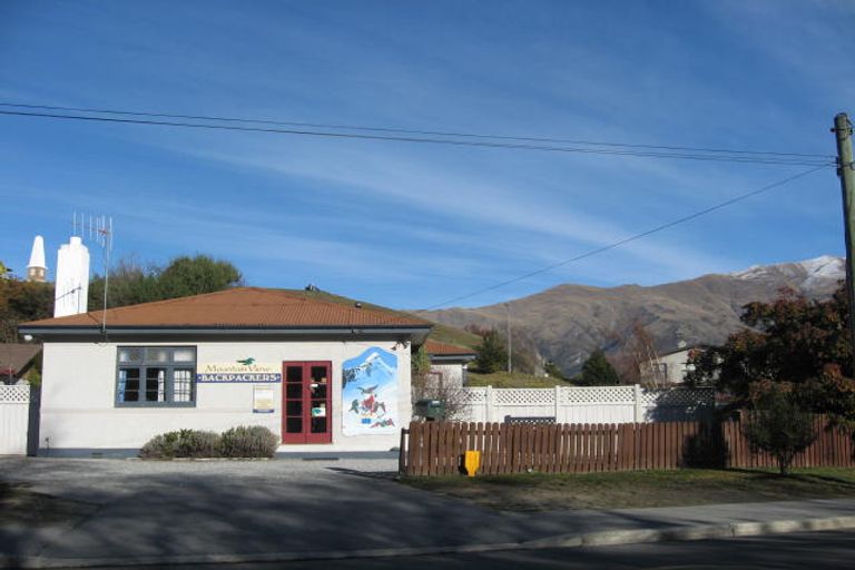 Photo of property in 7 Russell Street, Wanaka, 9305