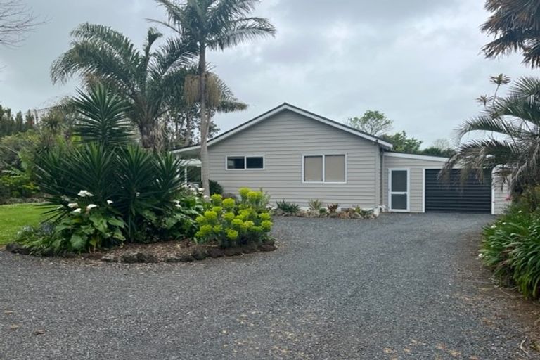 Photo of property in 16 Kendall Road, Kerikeri, 0230