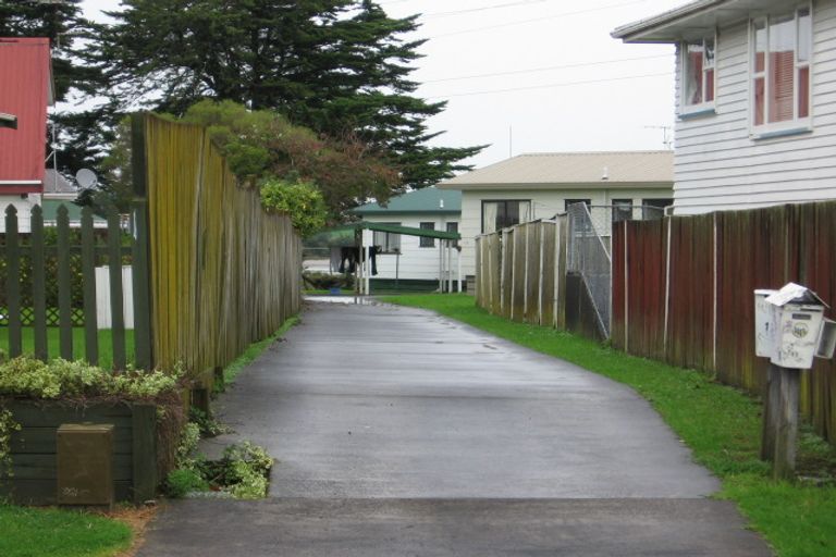 Photo of property in 1/18 Aurea Avenue, Pakuranga, Auckland, 2010