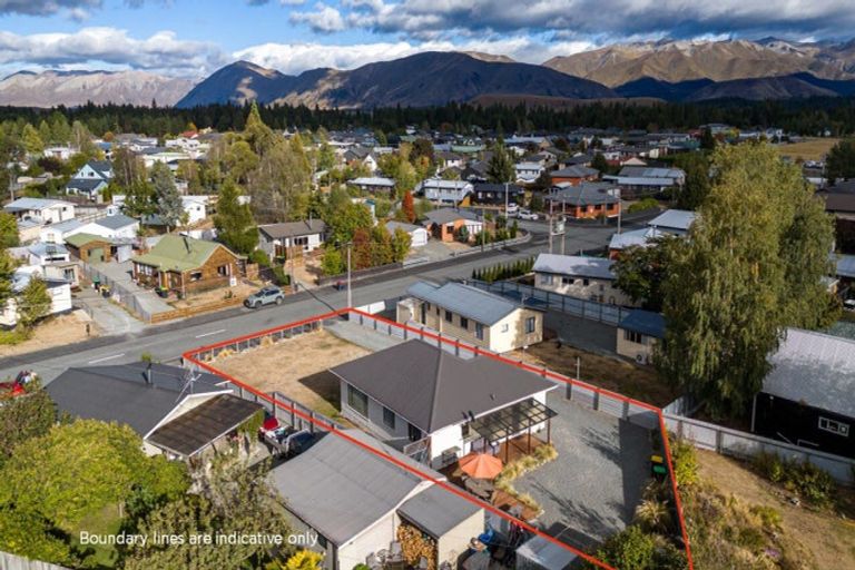 Photo of property in 13 Fraser Crescent, Twizel, 7901