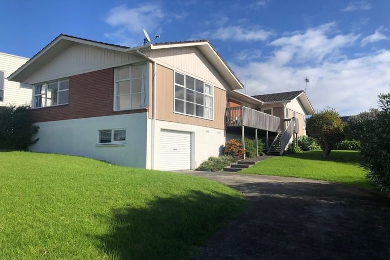 Photo of property in 9 Markham Place, Bucklands Beach, Auckland, 2012