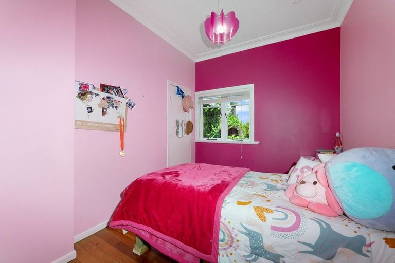 Photo of property in 400 Paremoremo Road, Paremoremo, Auckland, 0632