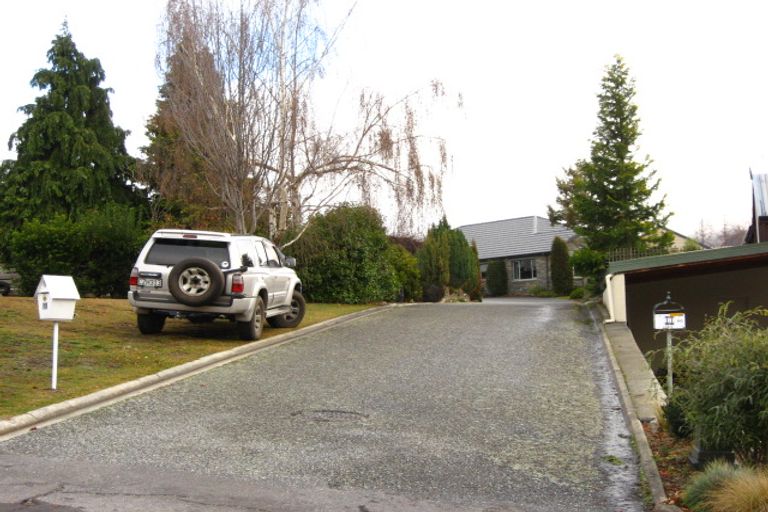 Photo of property in 11 Bracken Street, Arrowtown, 9302