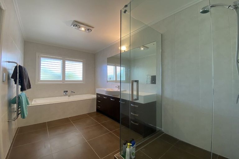 Photo of property in 9 Castor Bay Road, Castor Bay, Auckland, 0620
