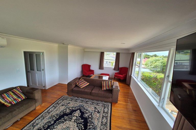 Photo of property in 26 Waione Avenue, Te Atatu Peninsula, Auckland, 0610