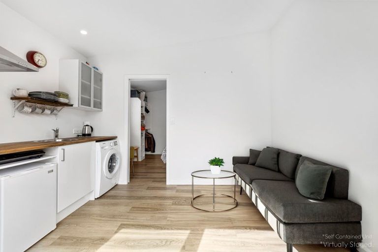 Photo of property in 8 Glendermid Close, Sawyers Bay, Port Chalmers, 9023