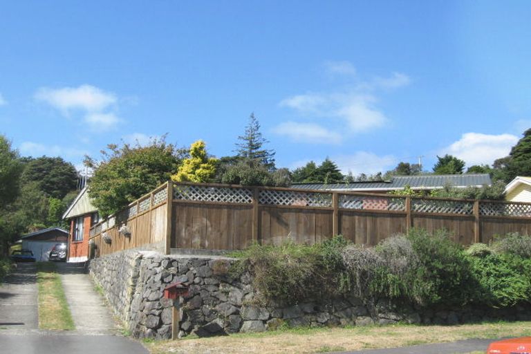 Photo of property in 17 Maymorn Road, Te Marua, Upper Hutt, 5018