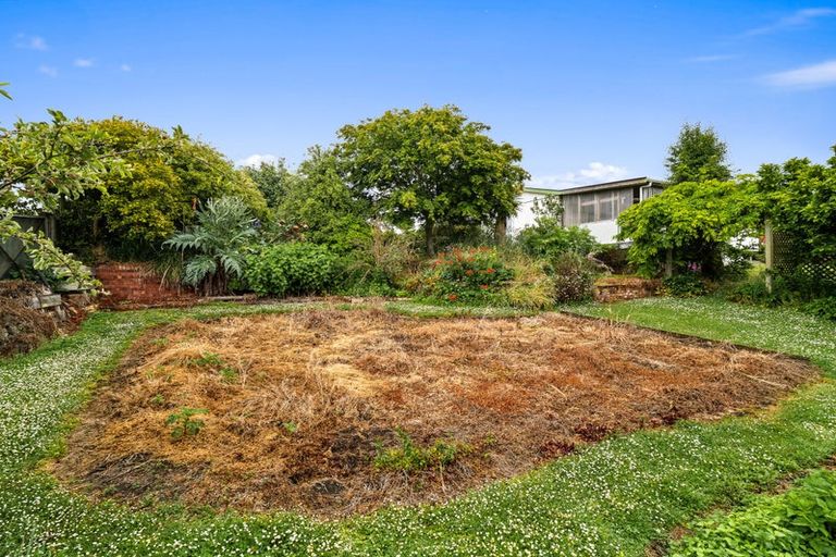 Photo of property in 24 Roseness Street, Palmerston, 9430