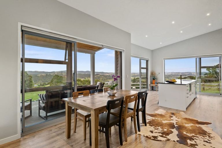 Photo of property in 175 Alpine Road, Kaukapakapa, 0873