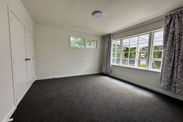 Photo of property in 172 Naenae Road, Naenae, Lower Hutt, 5011
