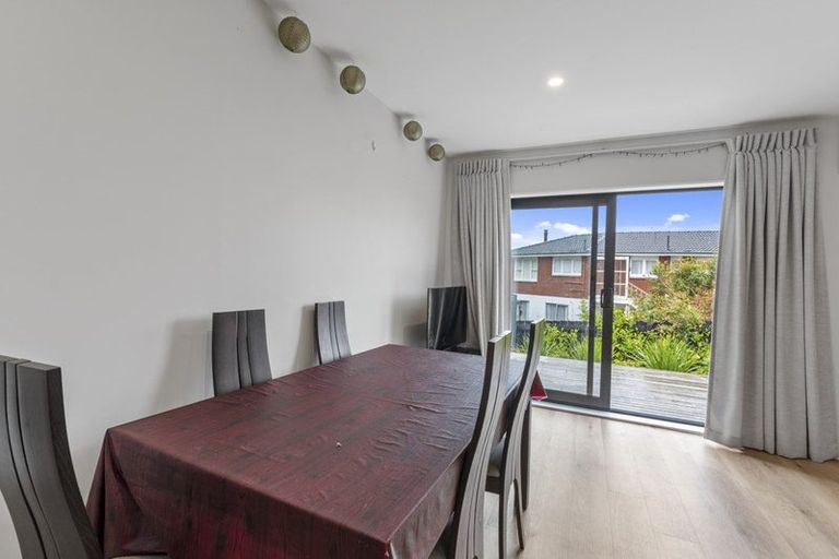 Photo of property in 14/15 Sunhill Road, Sunnyvale, Auckland, 0612