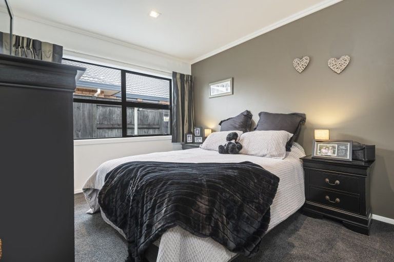 Photo of property in 67 Rosalie Terrace, Kelvin Grove, Palmerston North, 4414