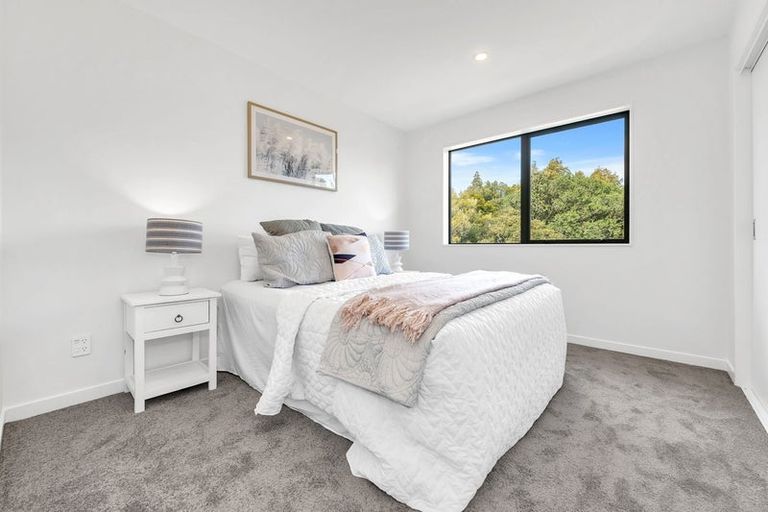 Photo of property in 10 Hughs Way, Flat Bush, Auckland, 2019