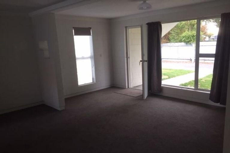 Photo of property in 22 Blackett Street, Rangiora, 7400