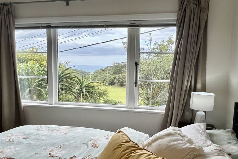 Photo of property in 7 Houghton Bay Road, Houghton Bay, Wellington, 6023