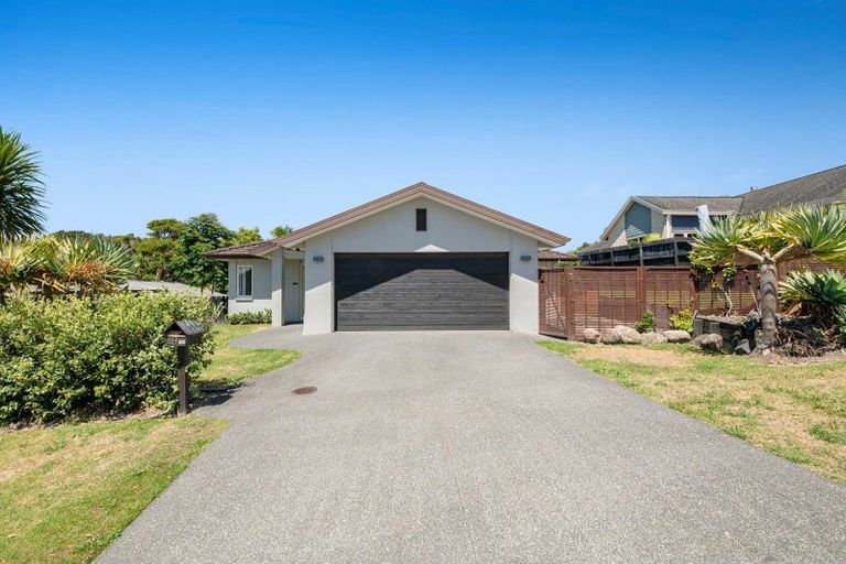 Photo of property in 9 Blue Heron Rise, Stanmore Bay, Whangaparaoa, 0932