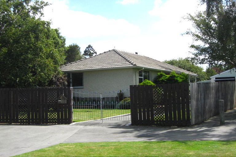 Photo of property in 15 Stanton Crescent, Hoon Hay, Christchurch, 8025
