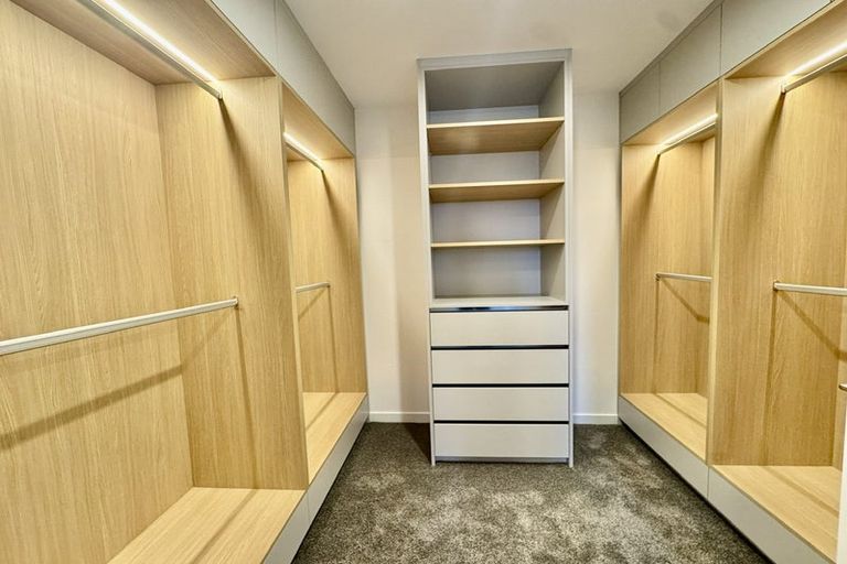 Photo of property in 23 Kerekin Drive, Oteha, Auckland, 0632
