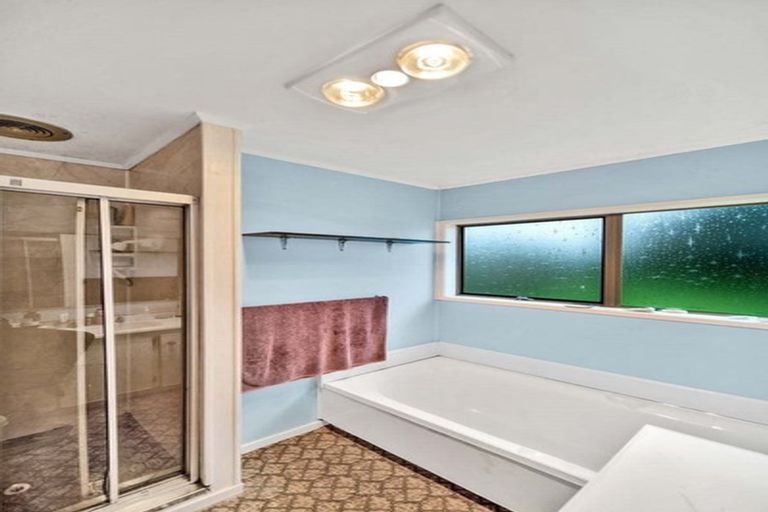 Photo of property in 2 Romilly Court, Papakura, 2110