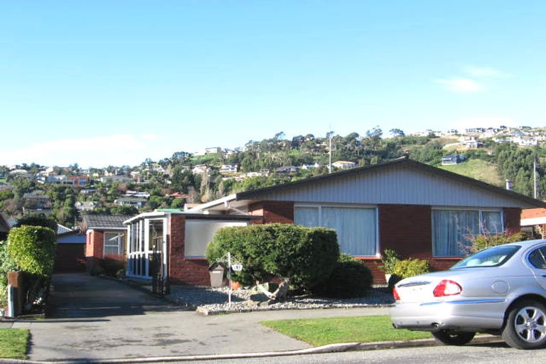 Photo of property in 53 Landsdowne Terrace, Cashmere, Christchurch, 8022
