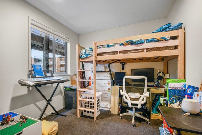 Photo of property in 102/160b Hobsonville Point Road, Hobsonville, Auckland, 0616