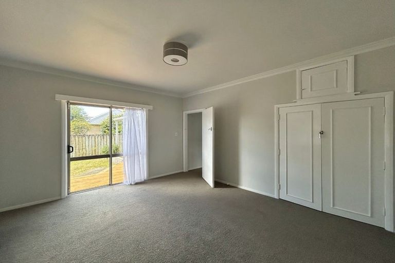 Photo of property in 147 Bartholomew Road, Levin, 5510