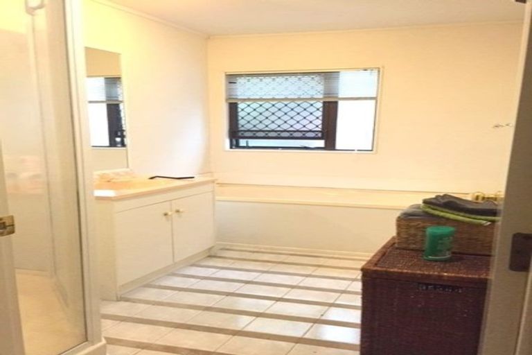 Photo of property in 2/131 Grand Drive, Remuera, Auckland, 1050