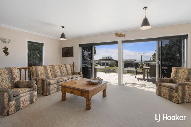 Photo of property in 54 Shaw Road, Waihi Beach, 3611