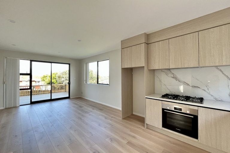 Photo of property in 16b Sunnybrae Road, Hillcrest, Auckland, 0627