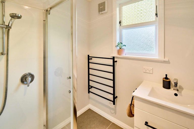 Photo of property in 10 Raroa Road, Kelburn, Wellington, 6012