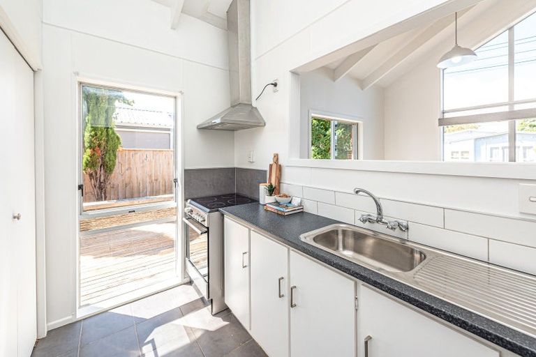 Photo of property in 1b Gunn Street, Gonville, Whanganui, 4501