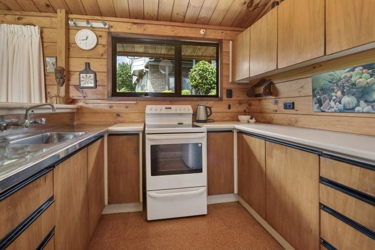 Photo of property in 64 Utuhina Road, Springfield, Rotorua, 3015