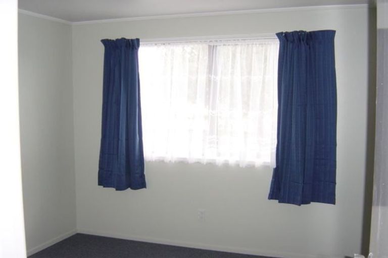 Photo of property in 12 Edwin Freeman Place, Ranui, Auckland, 0612