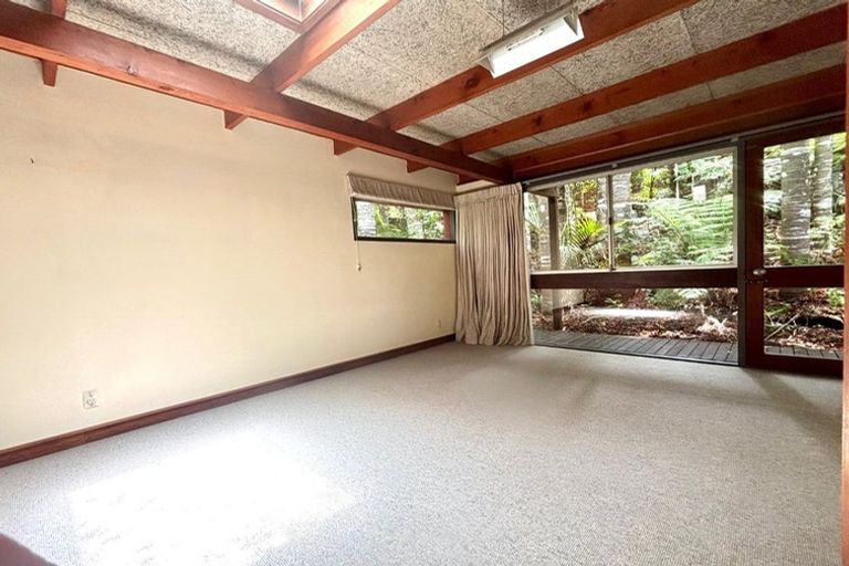 Photo of property in 52 Park Hill Road, Birkenhead, Auckland, 0626