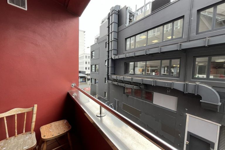 Photo of property in 6 City Apartments, 11h Ghuznee Street, Te Aro, Wellington, 6011