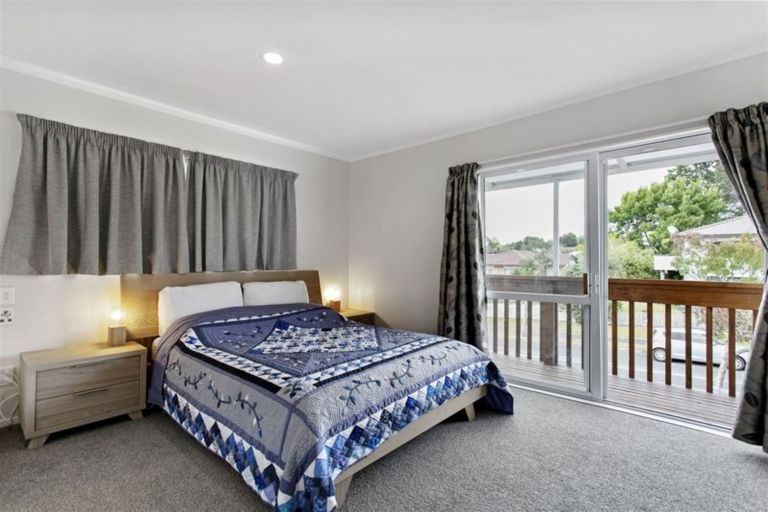 Photo of property in 30 Sturm Avenue, Massey, Auckland, 0614