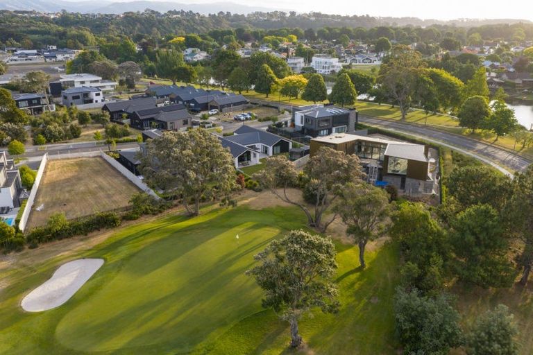 Photo of property in 7 Kanuka Drive, Hokowhitu, Palmerston North, 4410