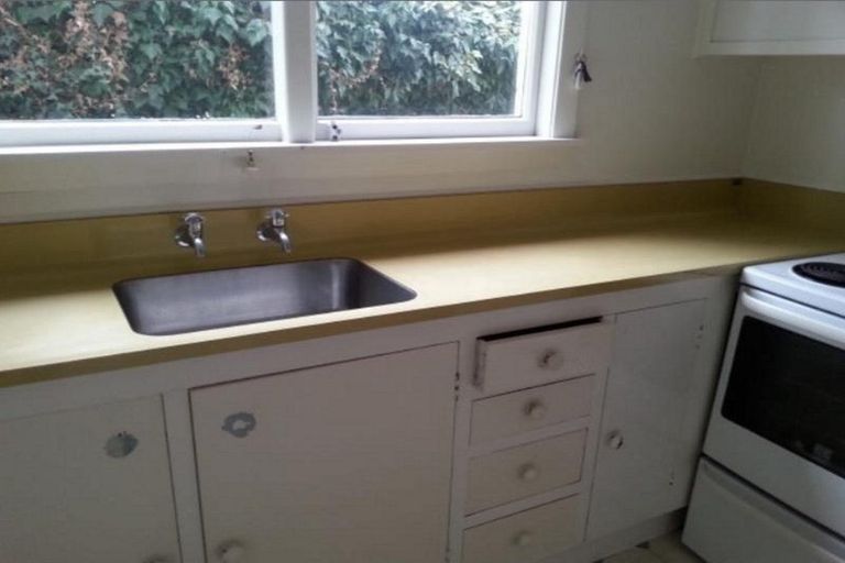 Photo of property in 4/58 Office Road, Merivale, Christchurch, 8014