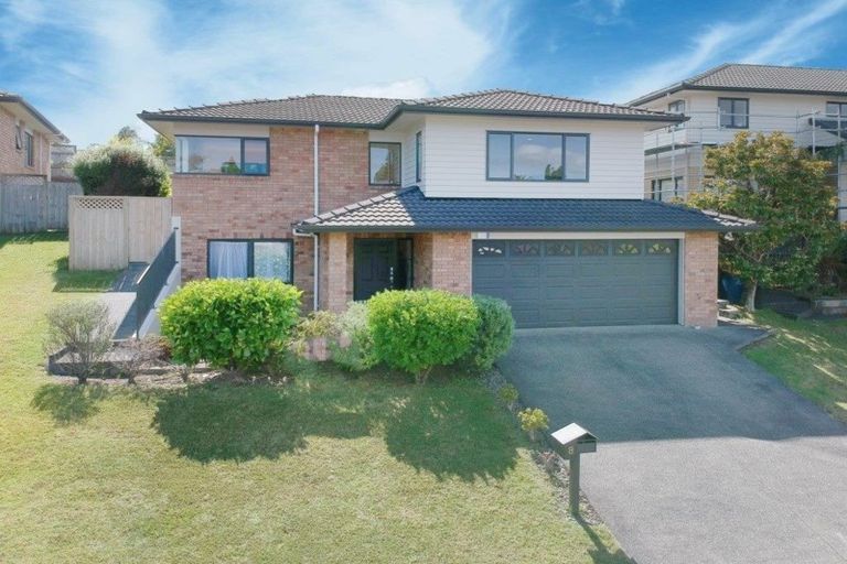 Photo of property in 8 Vintage Drive, Henderson, Auckland, 0612