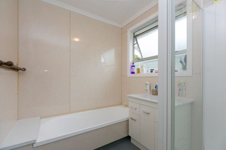 Photo of property in 69 Mould Street, Waitara, 4320