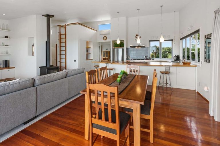 Photo of property in 20 Mowhanau Drive, Kai Iwi, Whanganui, 4574