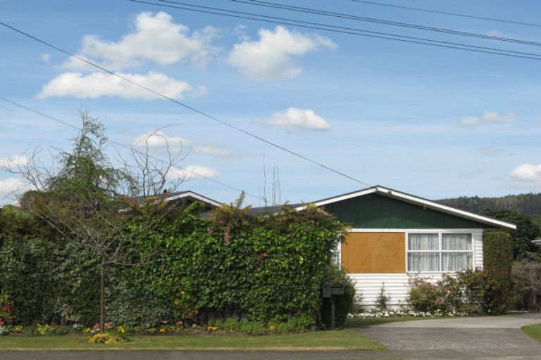 Photo of property in 24 Hilda Street, Fenton Park, Rotorua, 3010