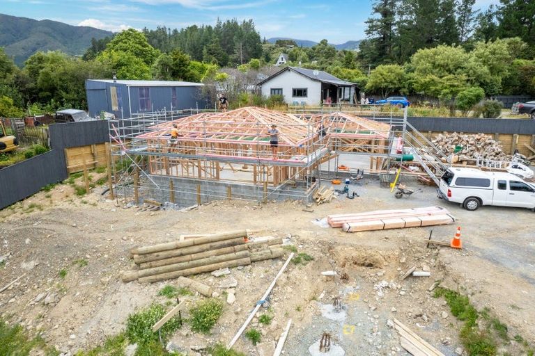 Photo of property in 157b Plateau Road, Te Marua, Upper Hutt, 5018